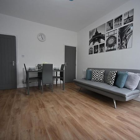 Kunda House Galton Bridge Hotel Birmingham Esterno foto