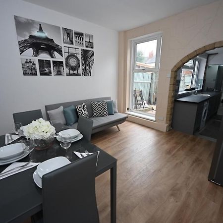 Kunda House Galton Bridge Hotel Birmingham Esterno foto