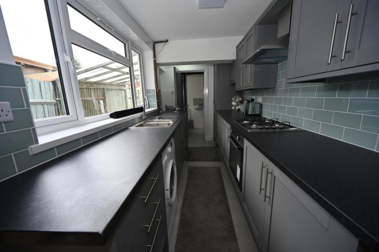 Kunda House Galton Bridge Hotel Birmingham Esterno foto